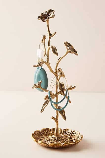 10 Chic Yet Affordable Housewarming Gifts
