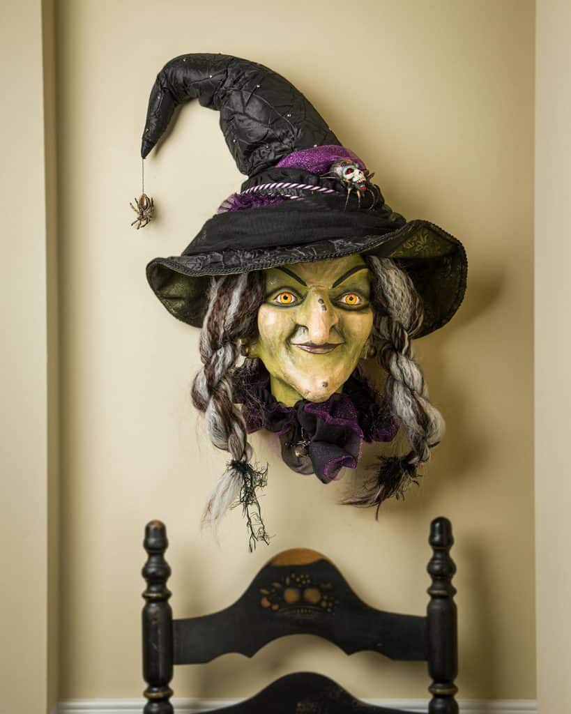 Halloween Roundup: Spooky Decor, Amazing Party Supplies, and Fun Group Costumes
