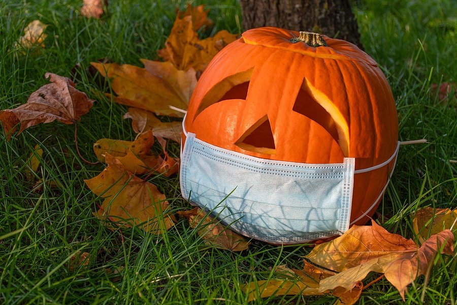 Pandemic Halloween: What to Do Instead of Trick-or-Treating This Year