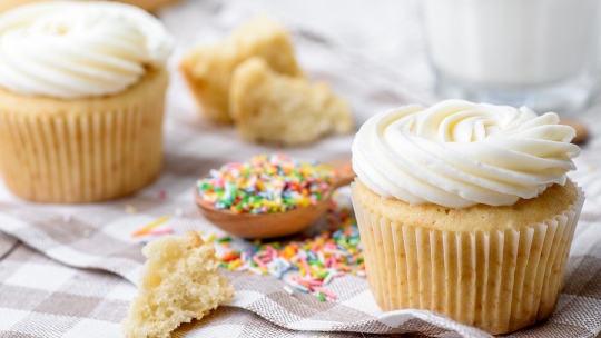 Vanilla Cupcake Day: Baking Essentials for the Holidays and Beyond