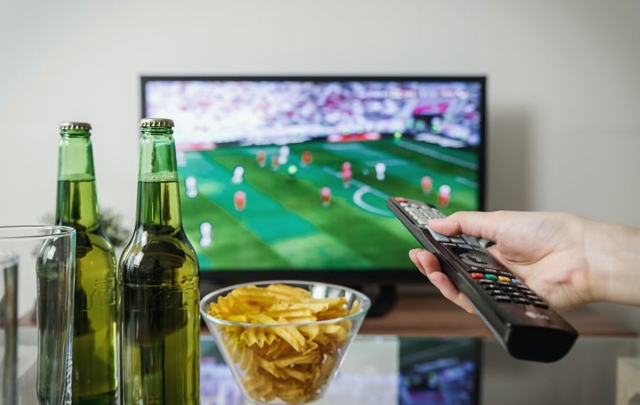 Game Day Essentials You Need for an Awesome Super Bowl Viewing Party