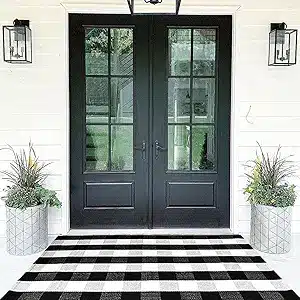 Farmhouse Buffalo Plaid Outdoor Rug